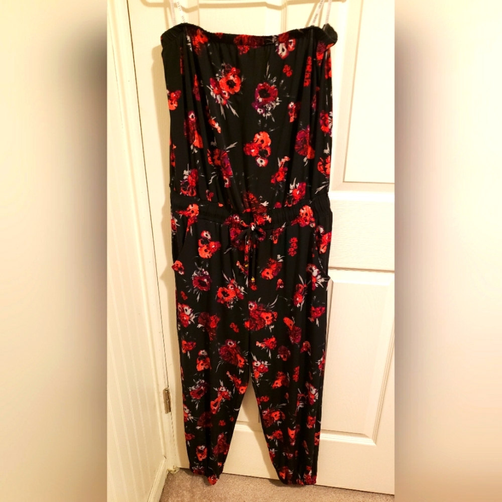 Guess floral off-the-shoulder jumpsuit. Size Large.
